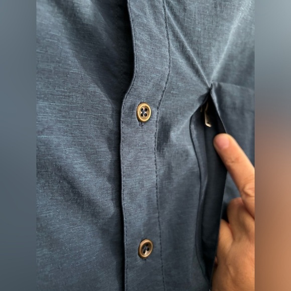 Swiss Tech Shirts Mens XXL 48 Shirts Button Up Blue Nylon Softshell Long Sleeve - Picture 8 of 9